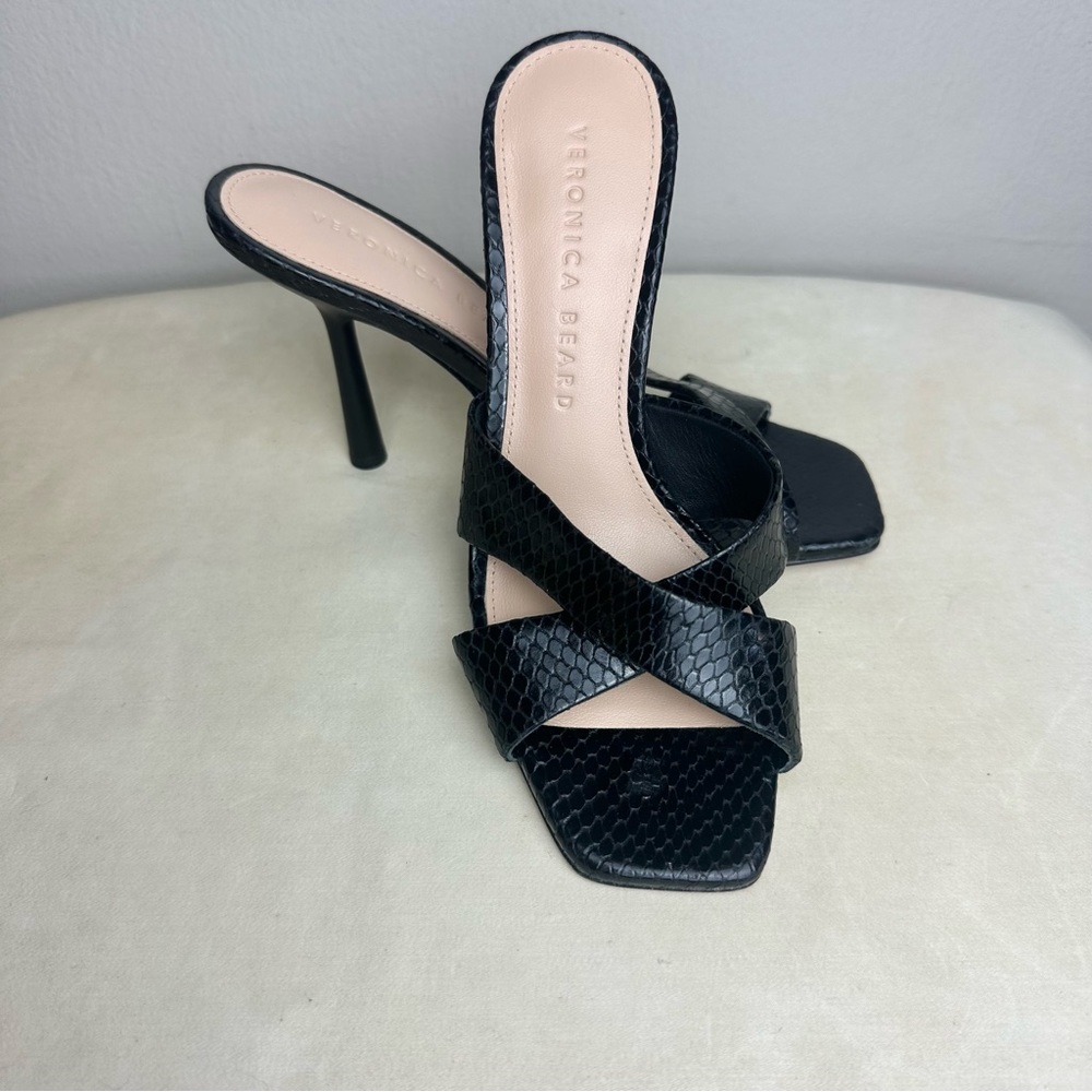 Veronica Beard Alsea Sandal in Black Leather Sz 5 - Picture 3 of 6